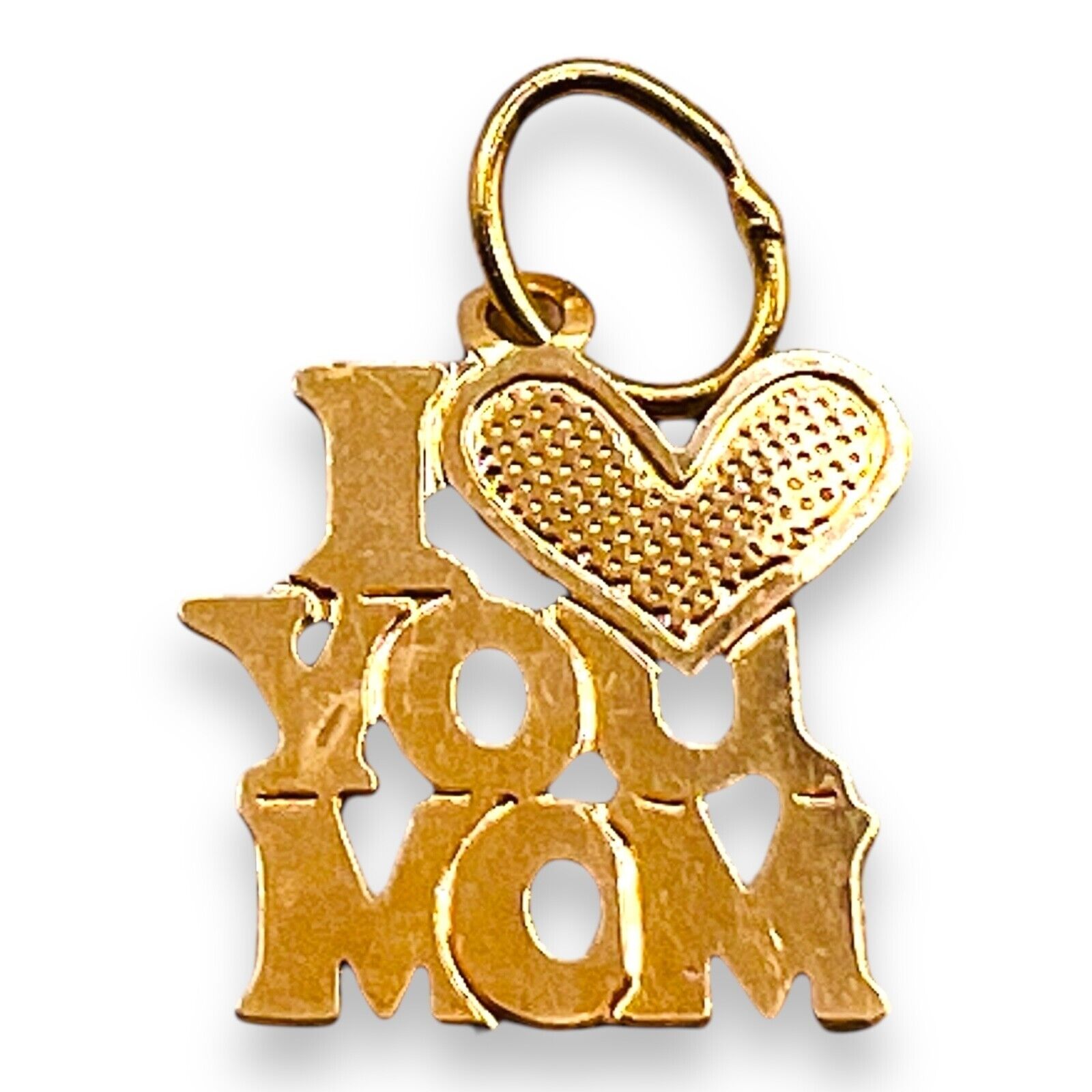 I love you mom gold pendant