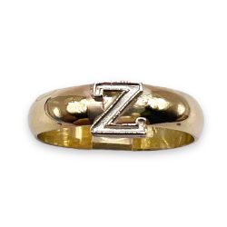 Girls initial ring, upper case lettering Z in 14 karate white gold.