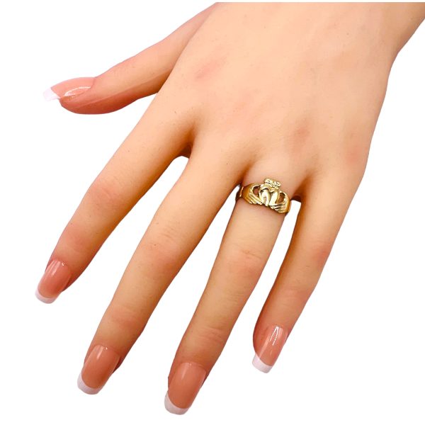 10k Real Yellow Gold Claddagh Ring, Size 5.25 - Image 9