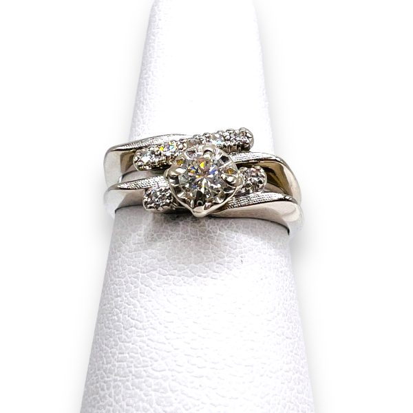 14k Diamond Bridal & Engagement Set, size 6 | Pre-owned - Image 6