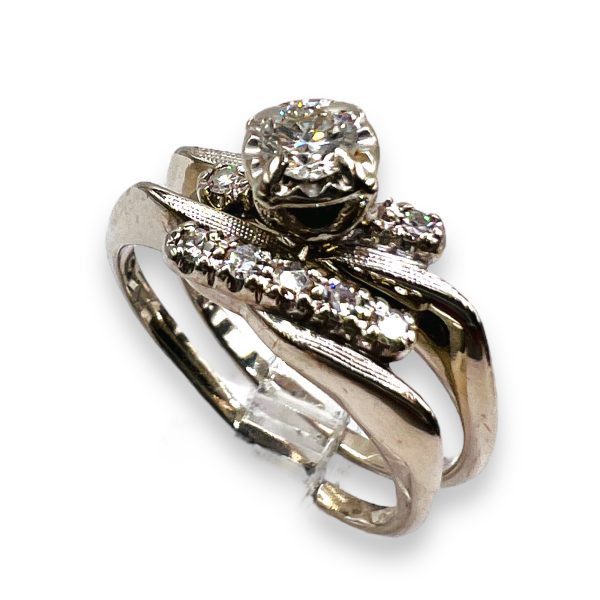 14k Diamond Bridal & Engagement Set, size 6 | Pre-owned - Image 3