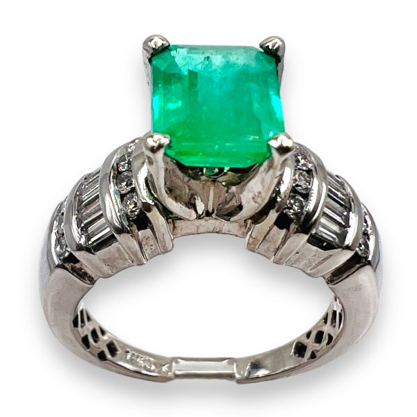 14k White Gold Emerald Diamond Accent Ring, size 7.25 - Image 3