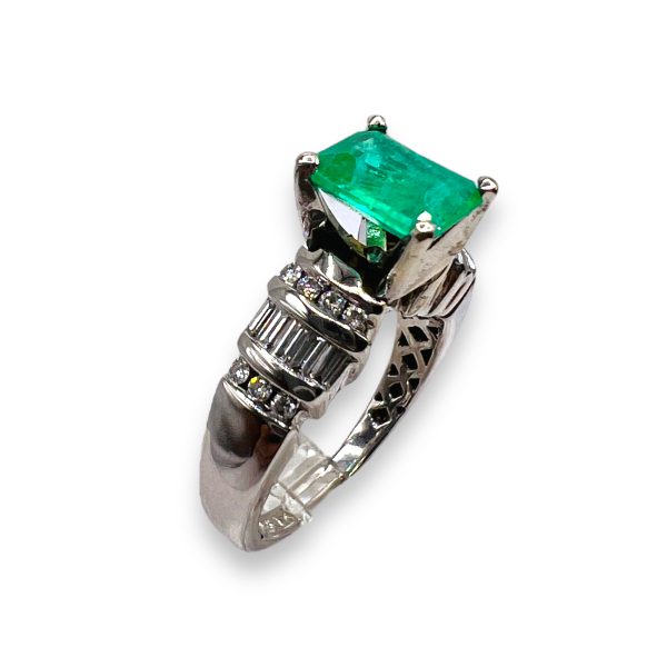 14k White Gold Emerald Diamond Accent Ring, size 7.25