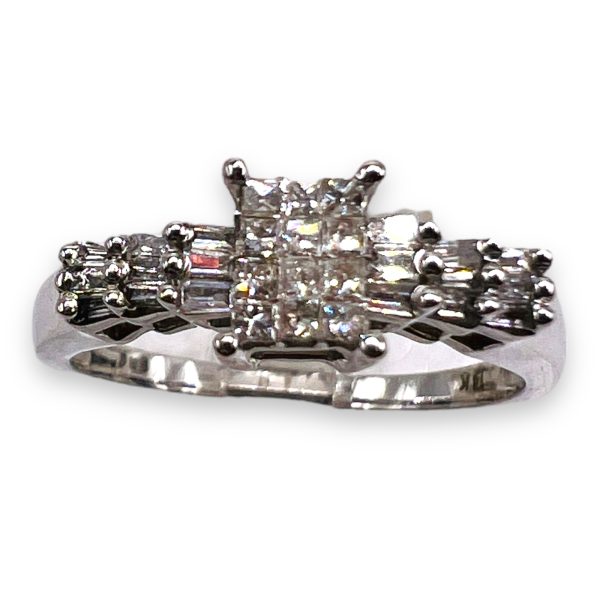 14k Gold Diamond Cluster Ring with Baguette Side Stones - Image 5