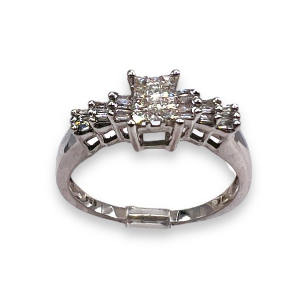 14k Gold Diamond Cluster Ring with Baguette Side Stones