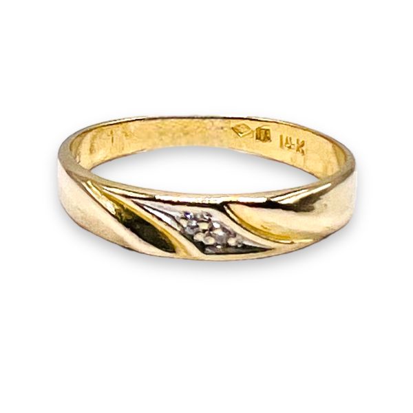 14k Solid Yellow Gold Diamond Band Ring, size 7 | Vintage