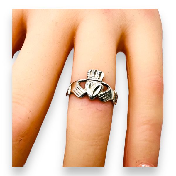 925 Sterling Silver Claddagh Heart & Hand Ring, Size 5.75 - Image 2