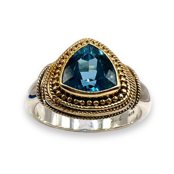 Blue Topaz Ring 22K Gold Rope Bezel Accent Size 8 - Image 6