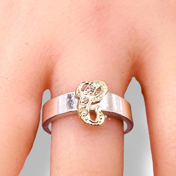 Ring with Initial “C” 10k Gold Diamond Letter, sz 7.25 - Image 6