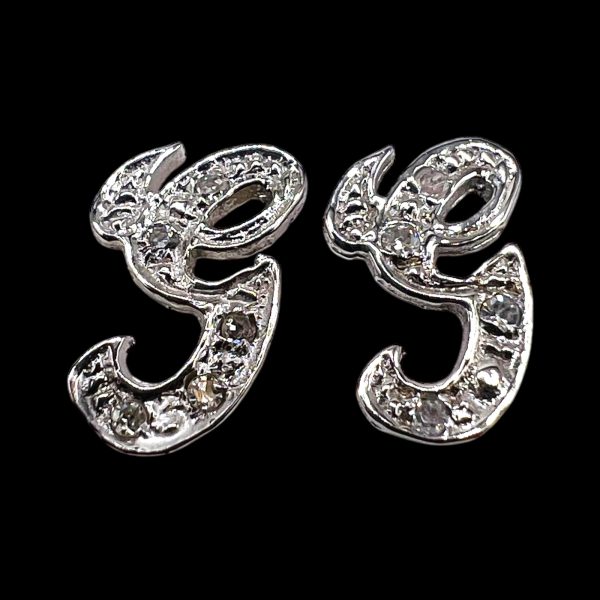 14k White Gold Alphabet 'G' Initial Letter Earrings - Image 2